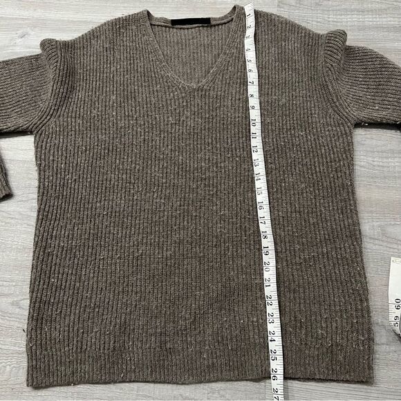 Jenni Kayne Wool Baby Alpaca V Neck Oversized Sweater Size XS Taupe - Picture 6 of 7